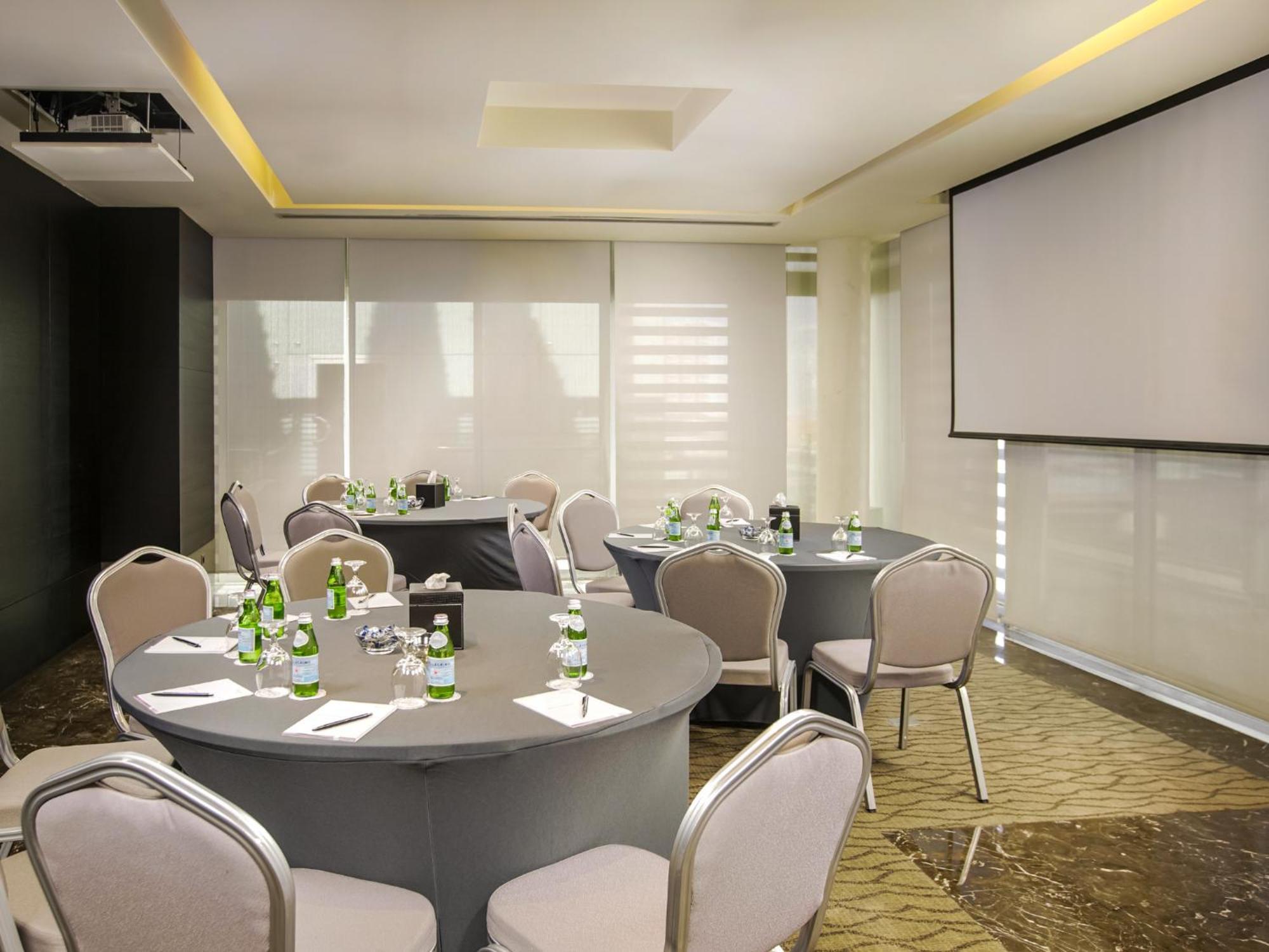 The Abdali Boulevard Hotel Amã Exterior foto Meeting room